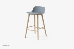 Rely HW118 Thekenhocker mit Kunststoffschale, Eiche lackiert, Light Blue | &Tradition