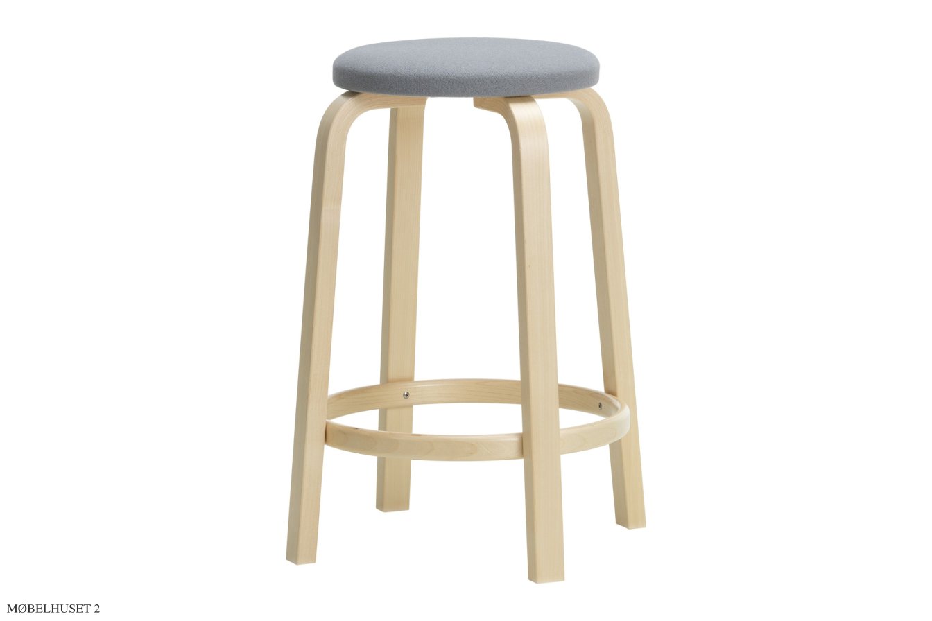 Bar Stool 64 | Farbe, Birke/Stoff Tonus, �52 x H65 cm | Artek