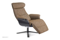 Timeout l�nestol med indbygget fodskammel, Eg sortbejdset, Quattro drejefod sort aluminium, Stof | Aspe Rust 19 | Conform