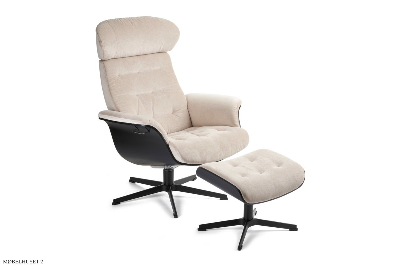 Timeout med indtr�kninger l�nestol, Eg sortbejdset, Drejefod sort aluminium, Stof | Trapani Sand 09 | Conform