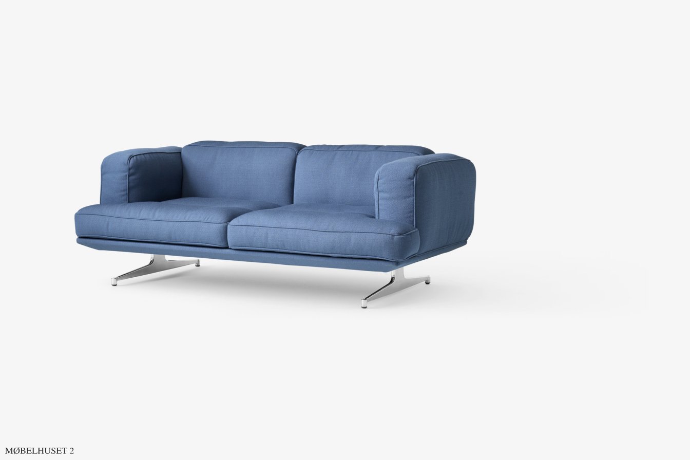 Inland AV22 Sofa, Poliertes Aluminium, Vidar 733 | &Tradition