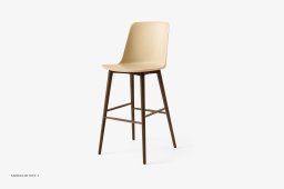 Rely HW133 Thekenhocker mit Kunststoffschale, Walnuss lackiert, Beige Sand | &Tradition