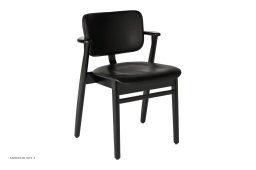 Domus Chair armstol, Sort bejdse birk | s�de og ryg Prestige l�der sort | Artek
