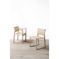 BM62 Stuhl mit Armlehne