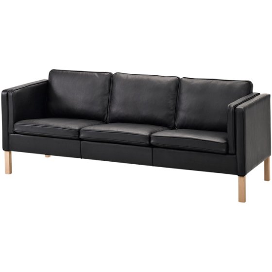 Mogens Hansen MH212 ist ein klassisches Sofa mit Komfort und Stil.