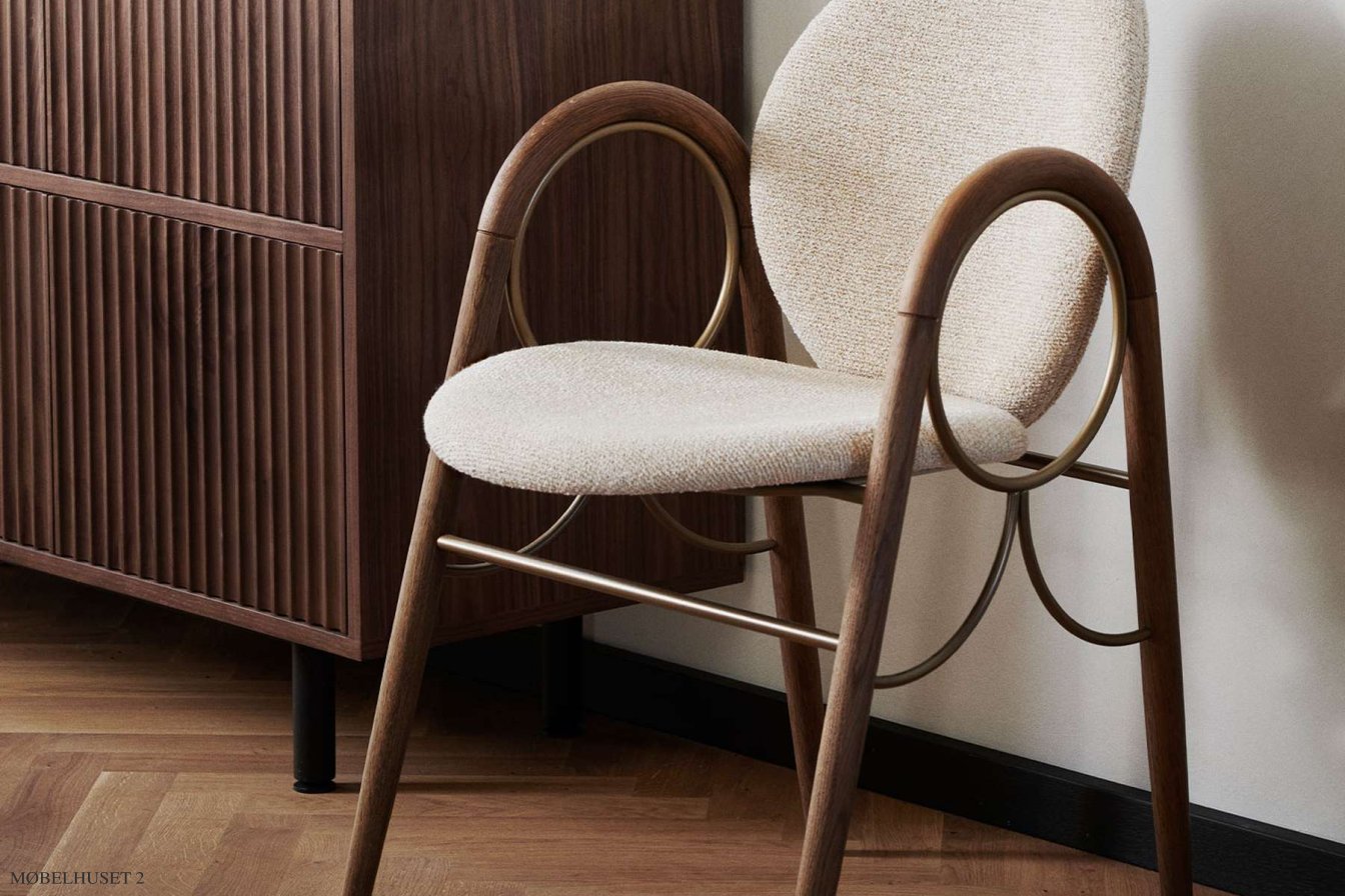 Arkade Chair, R�uchereiche ge�lt, Stoff | Cream (Kvadrat Moss), Messinggestell | Brdr. Kr�ger