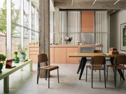 EM Table Jean Prouv&eacute;