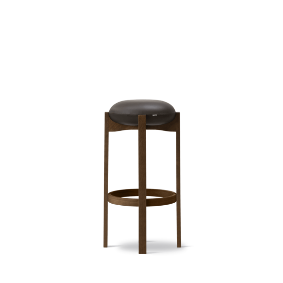 Pioneer Stool | 6831