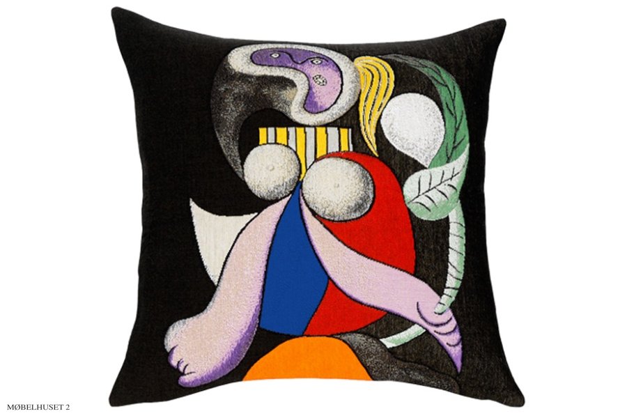 Femme A La Fleur