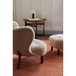 Little Petra + skammel &#9134; &tradition