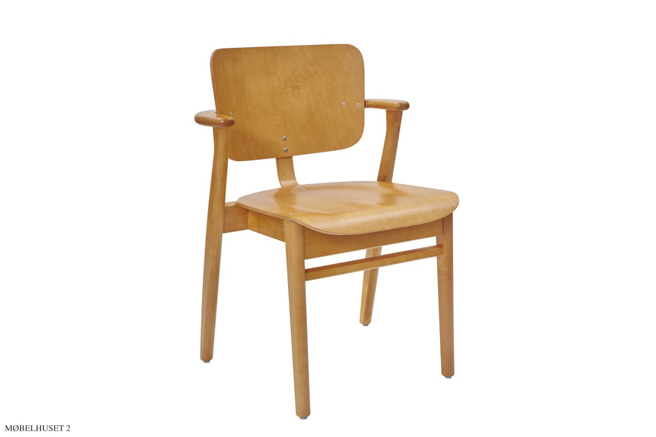 Domus Chair