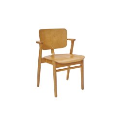 Domus Chair