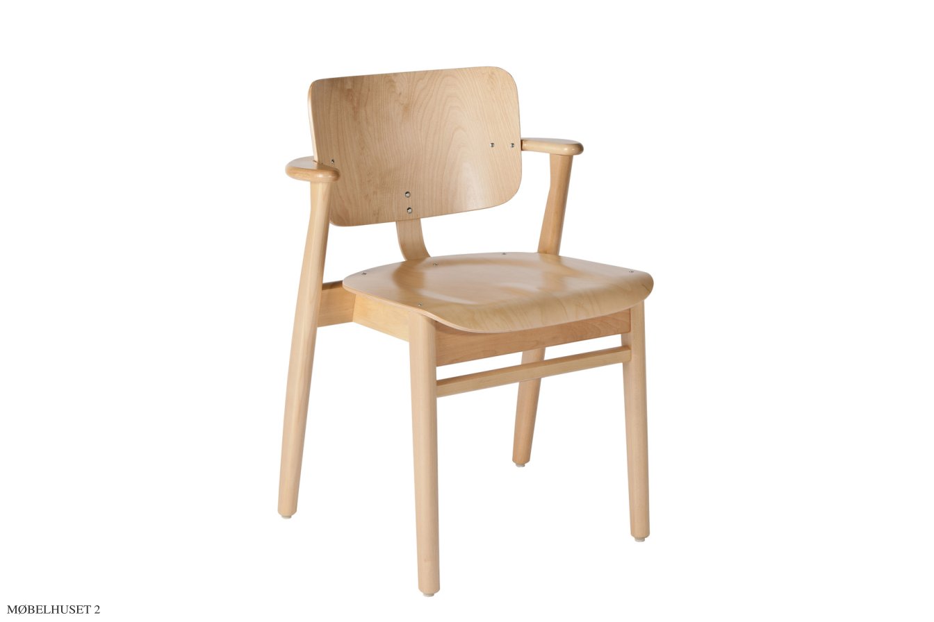 Domus Chair