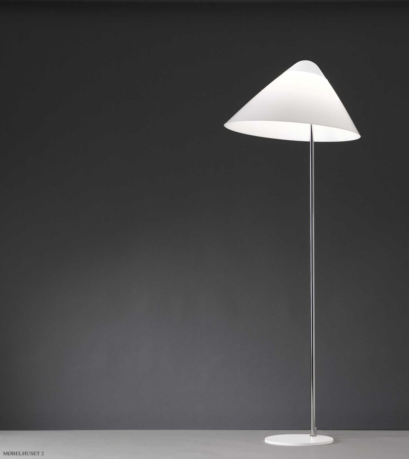 Opala gulvlampe