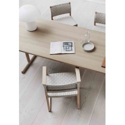 BM62 Stuhl mit Armlehne