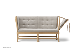 The Spoke-Back Sofa | Vidar Stoff