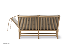 The Spoke-Back Sofa | Vidar Stoff