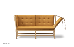 The Spoke-Back Sofa | Vidar Stoff