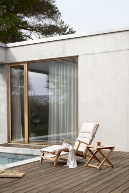 BM5565 Liegestuhl mit Fu�hocker und Kissen