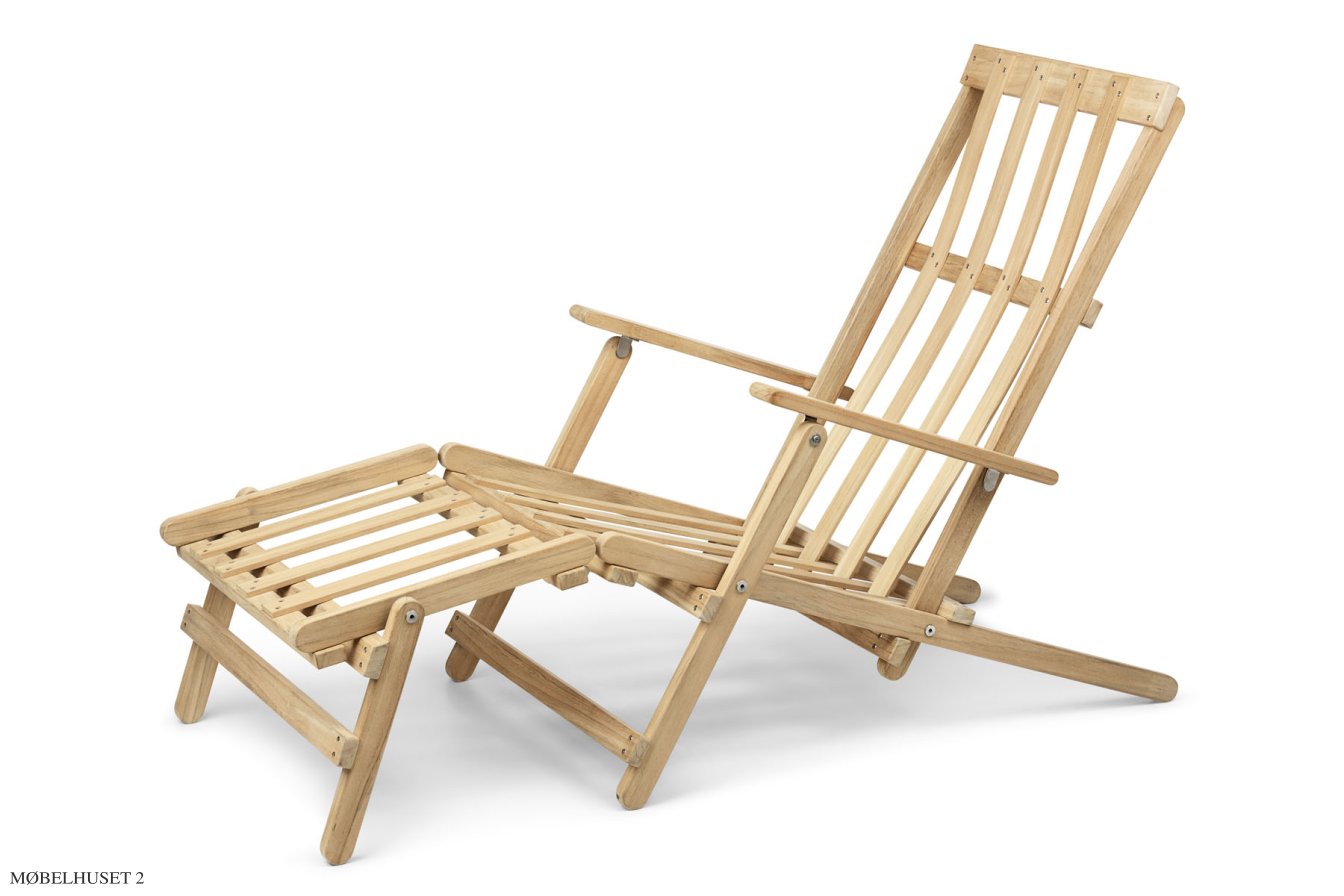 BM5565 Liegestuhl mit Fu�hocker und Kissen