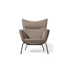 CH445 | Wing Chair | Sculptured Softness