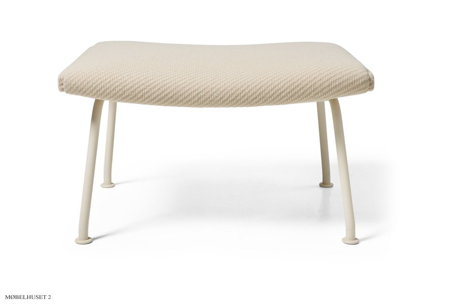 CH446 | Hocker | Sculptured Softness