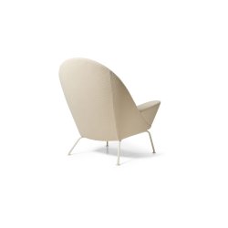 CH468 | Oculus Chair | Sculptured Softness