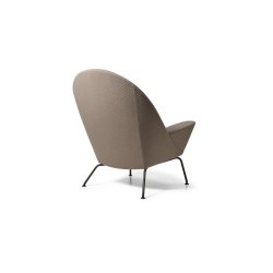 CH468 | Oculus Chair | Sculptured Softness