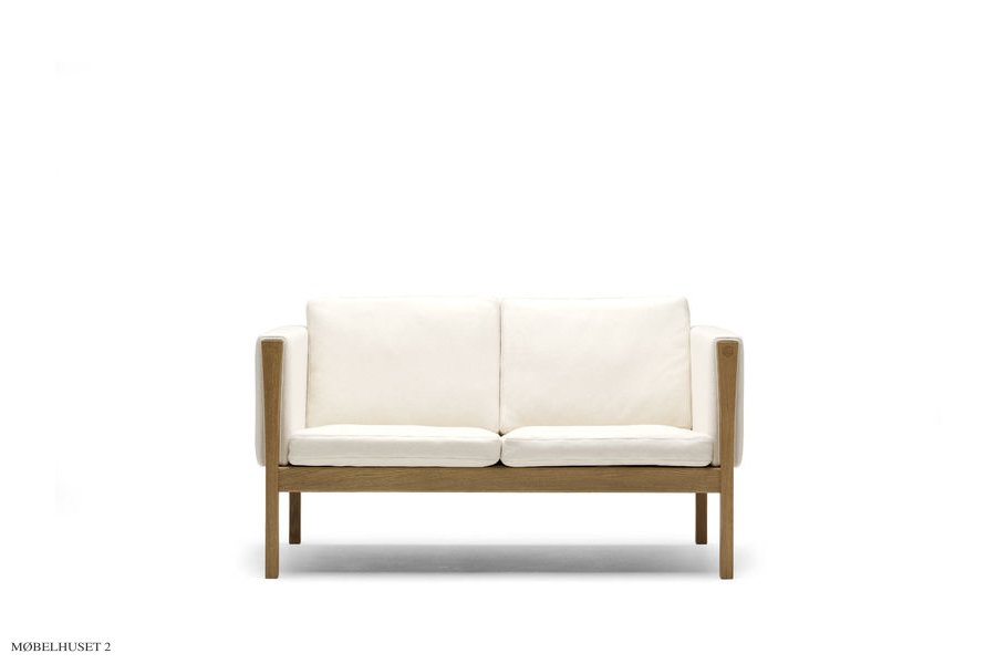 CH162 Sofa | Hans J. Wegner