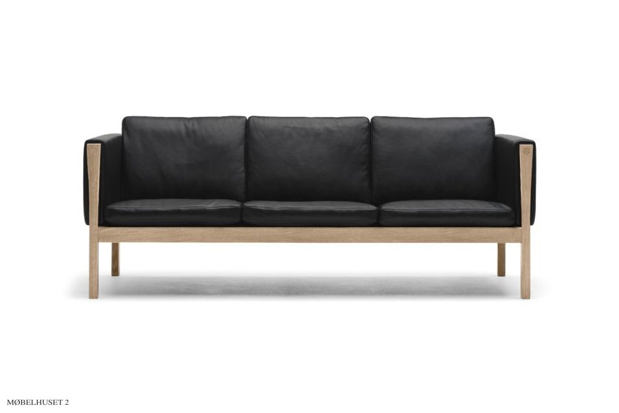 CH163 Sofa | Hans J. Wegner