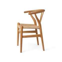 CH24 Brne Y-stol I Hans J. Wegner 