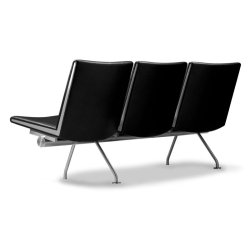 CH403 Sofa | Hans J. Wegner