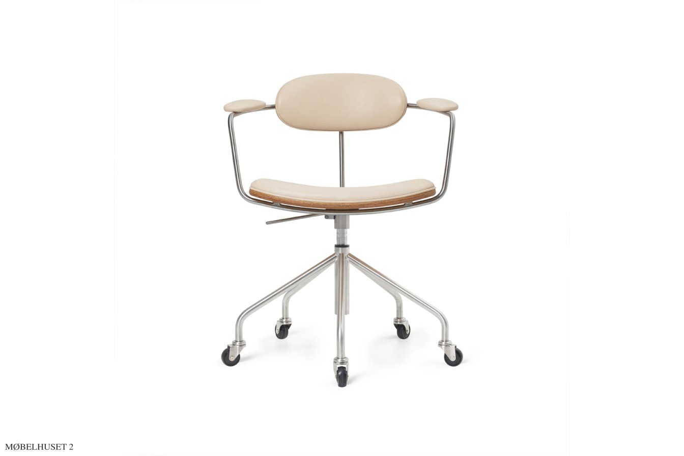 CH621 Swivel Chair