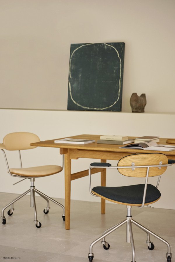 CH621 Swivel Chair