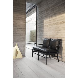 OW149-2 Colonial Sofa