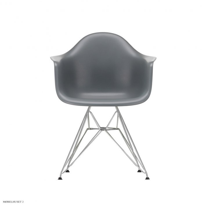 Eames Plastic Armchair (DAR), Verchromt