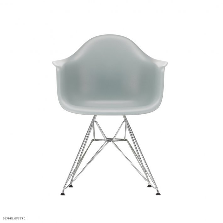 Eames Plastic Armchair (DAR), Verchromt
