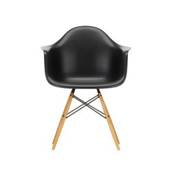 Eames Plastic Armchair (DAW)