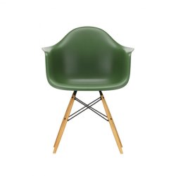 Eames Plastic Armchair (DAW)