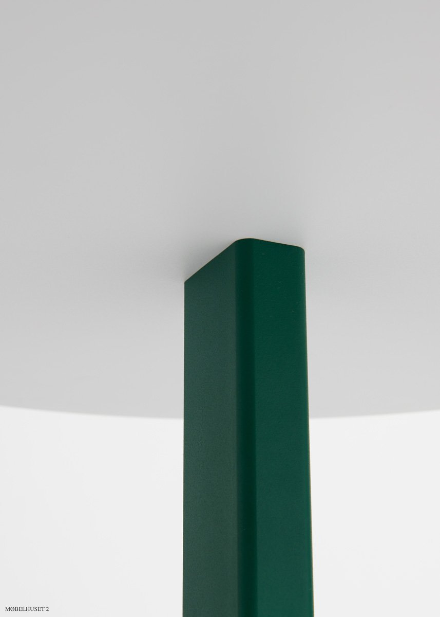 DO-02 DOTS BISTRO TABLE