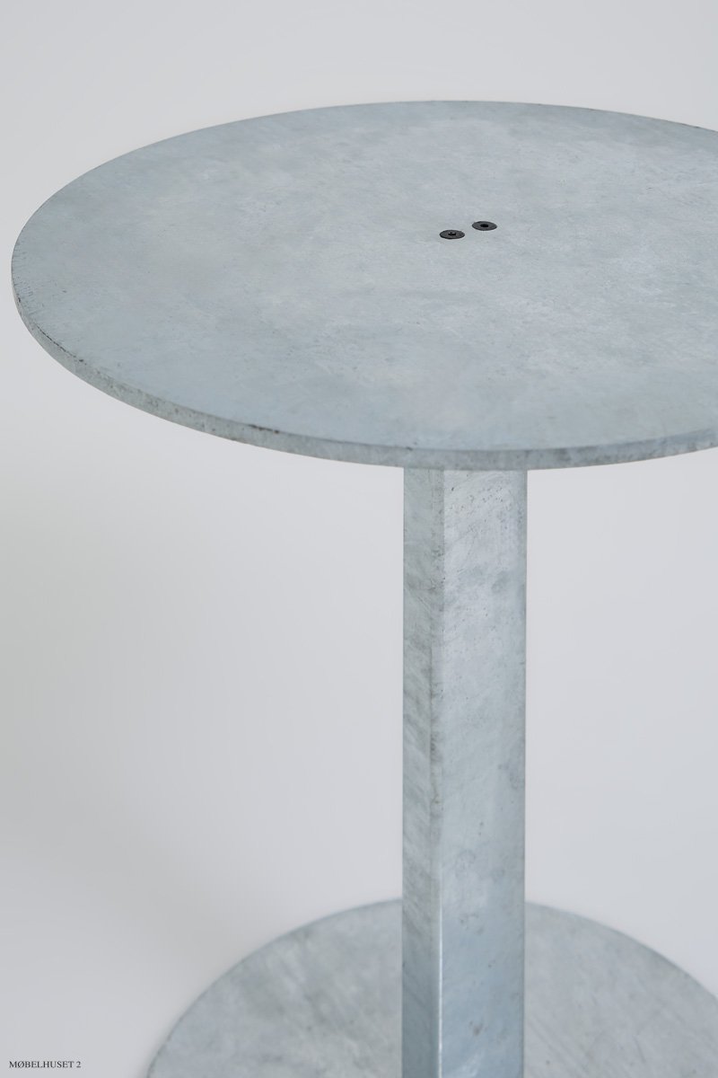 DO-03 DOTS SIDE TABLE