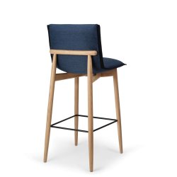 E006 Embrace Barstol