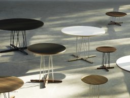 E020 Embrace Tisch