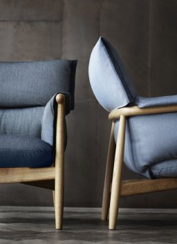 E015 Embrace Sessel