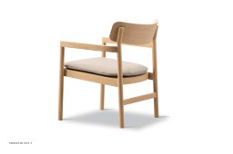 Post Lounge Chair