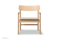 Post Lounge Chair