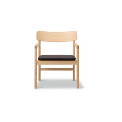 Post Lounge Chair