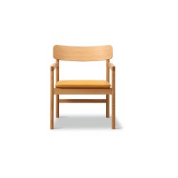 Post Lounge Chair