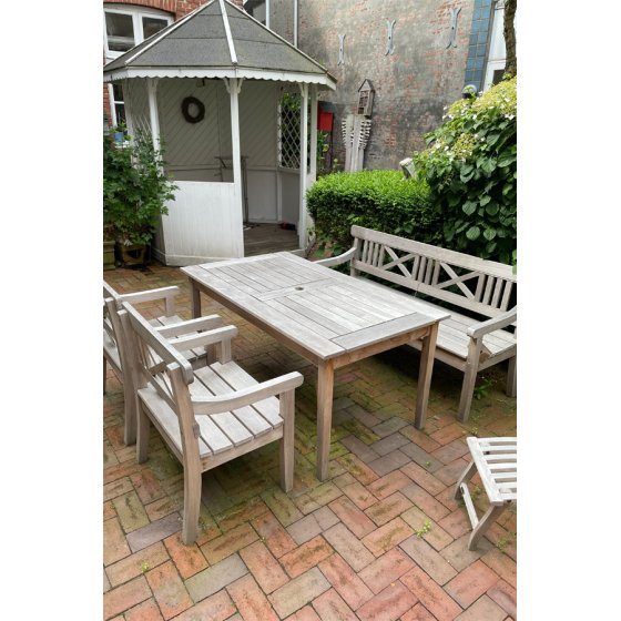 Drachmann-Gartenset: 1 Tisch, 2 St�hle und 1 Bank � Ausstellungsmodell