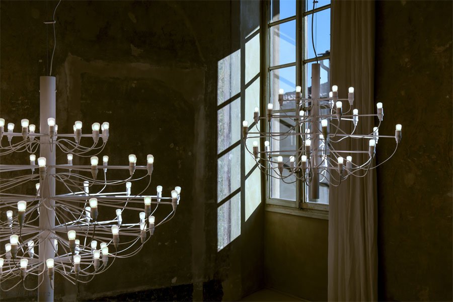2097/30 (frosted bulbs)